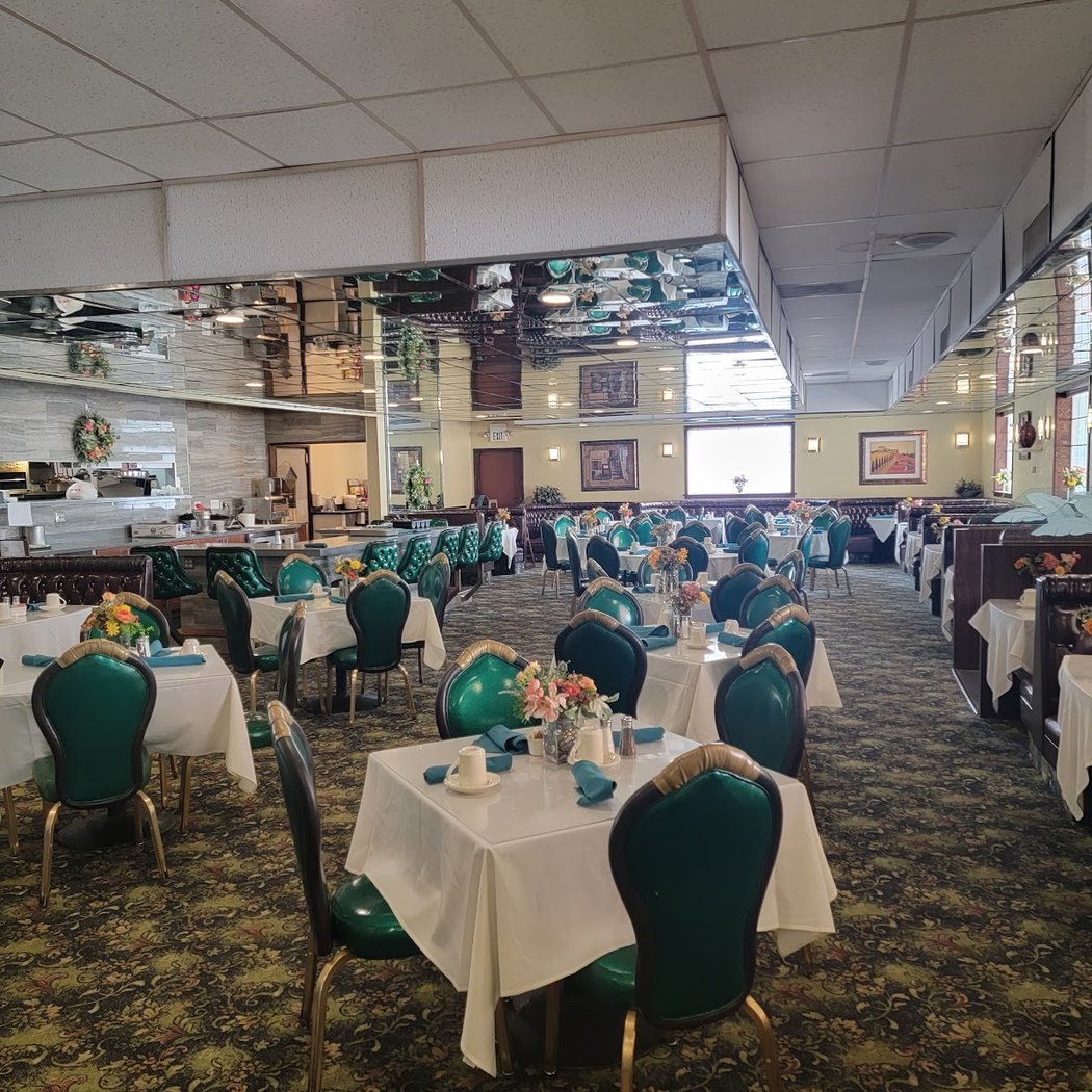 Effie's Restaurant & Bar 4