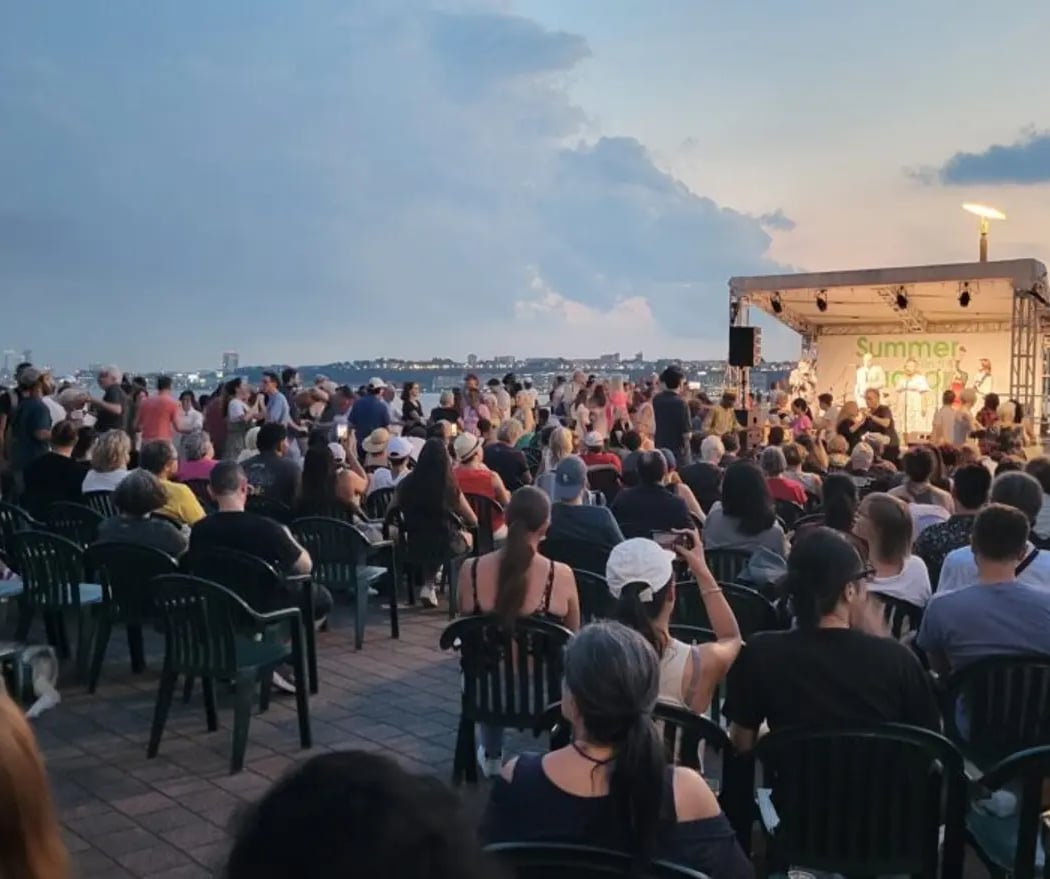 Summer on the Hudson 1
