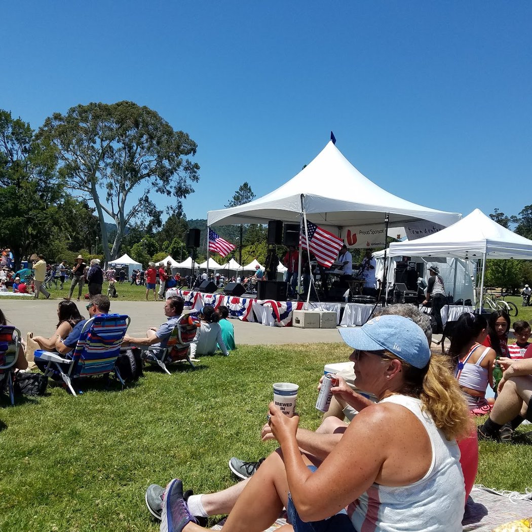 Corte Madera Summer Concert Series at Town Park