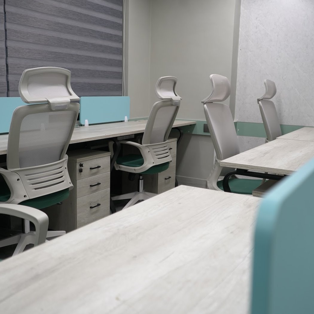 Business Hut 3