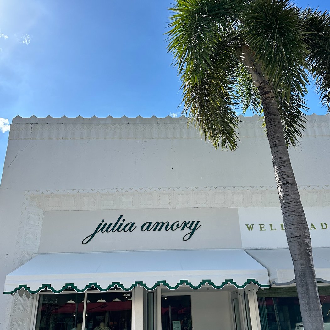 Julia Amory 2