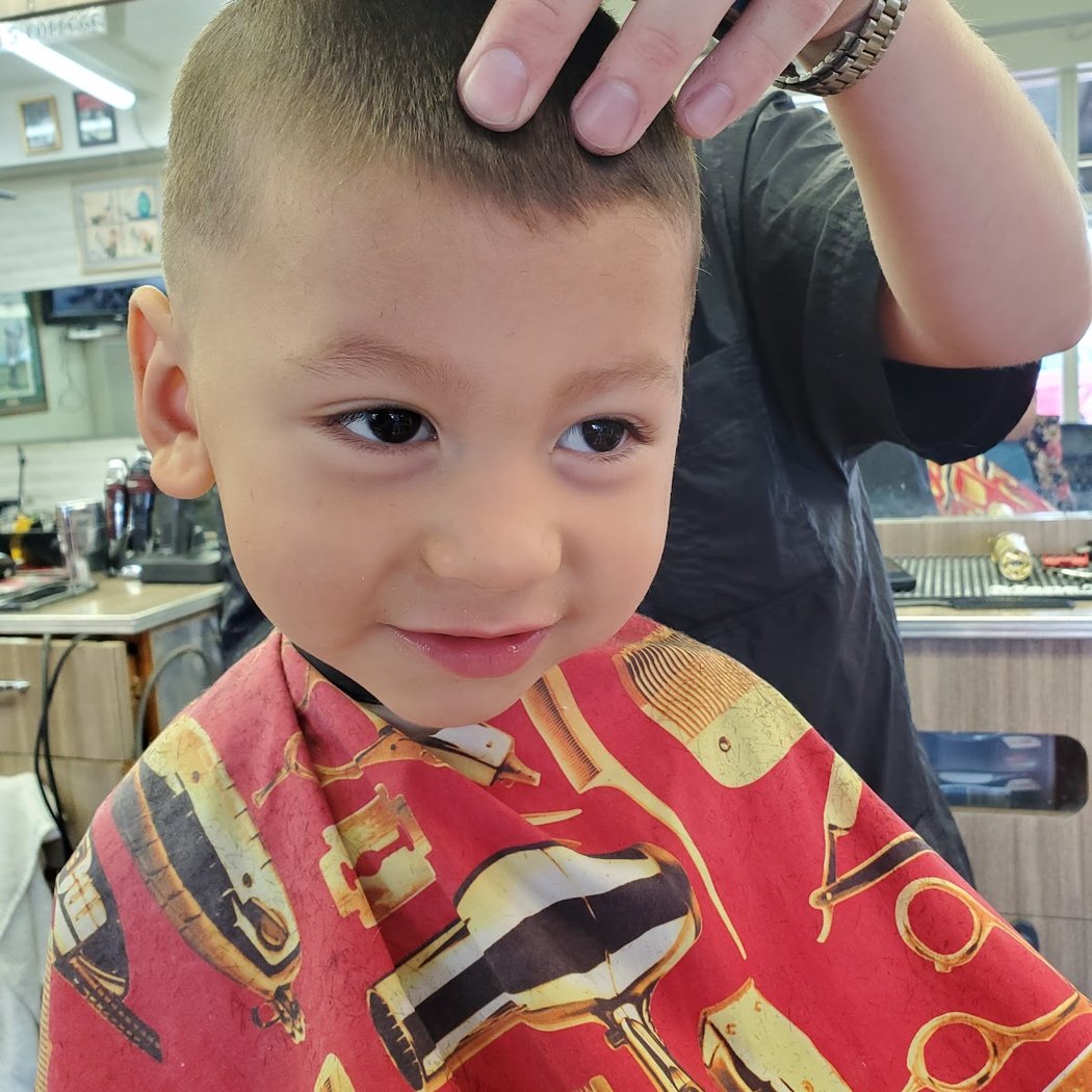 Moraga Barber Shop 3