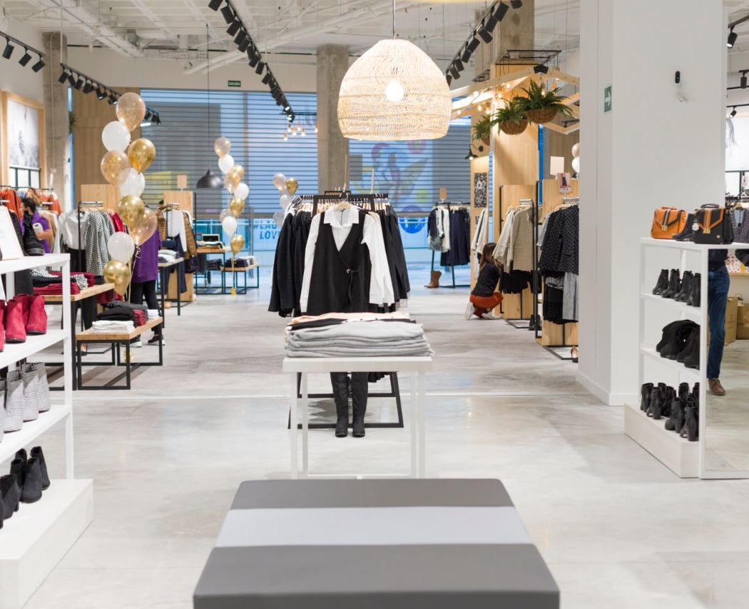 Valentina Brand Shop Sevilla 3