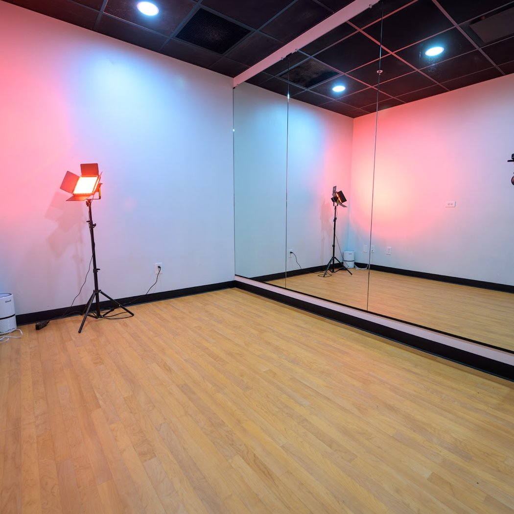 LGNDS STUDIOS 3