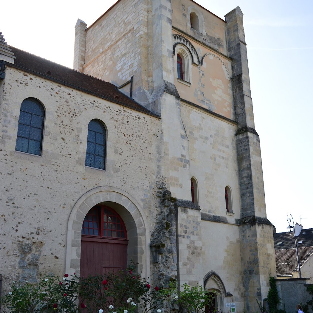 Tour Romane de l'Abbaye Notre-Dame-de-Jouarre 3