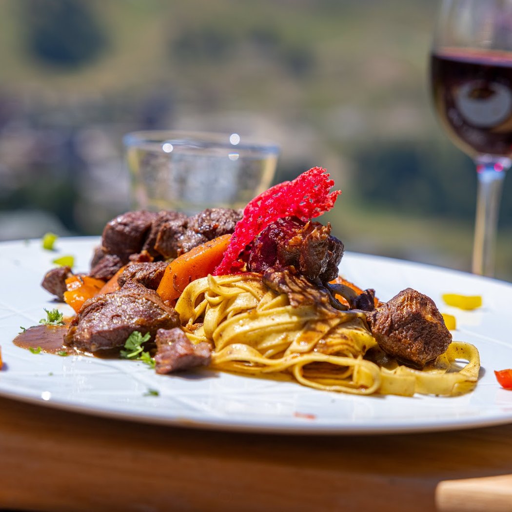 Restaurant Le Dou Du Praz 1