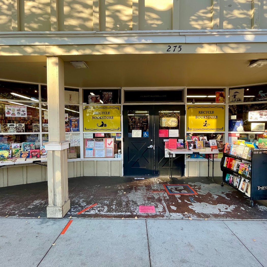 Book Signing: A Murder Most Fowl by Carmela Dutra 2