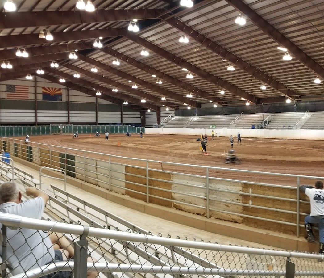 Horseshoe Park & Equestrian Centre 2