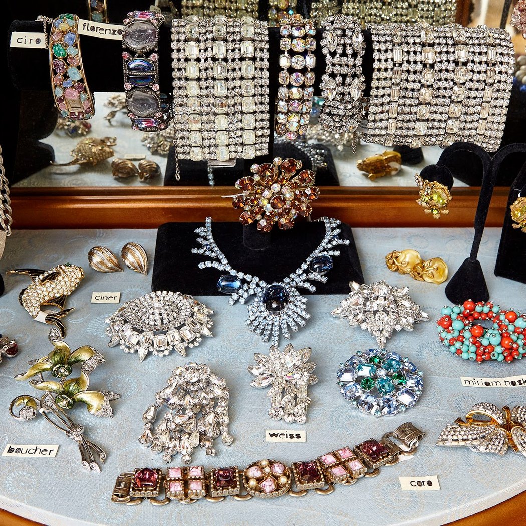 Pippin Vintage Jewelry 1