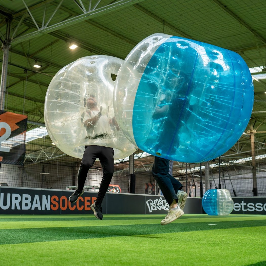 Bubble Foot Bordeaux - UniGames | Laser, Archery, Escape & Murder 1