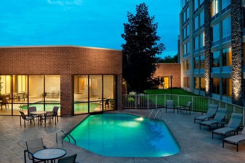 Sheraton Ann Arbor Hotel 1