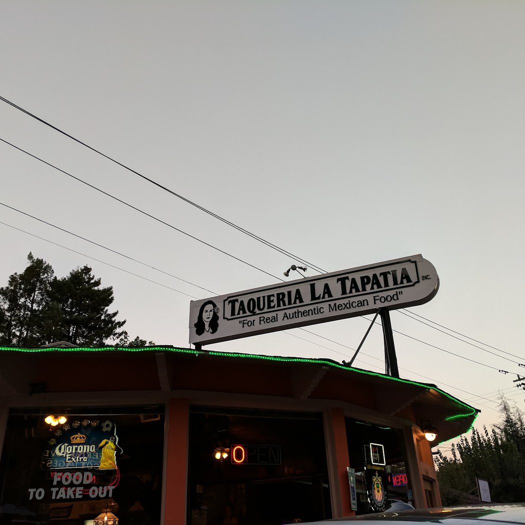 Taqueria La Tapatia 2
