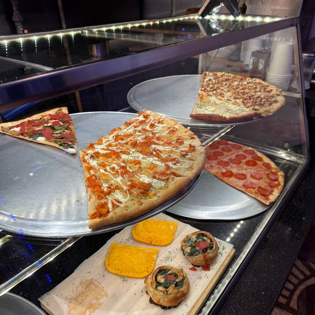 ASAP Pizza Spot- Best pizza Astoria 3