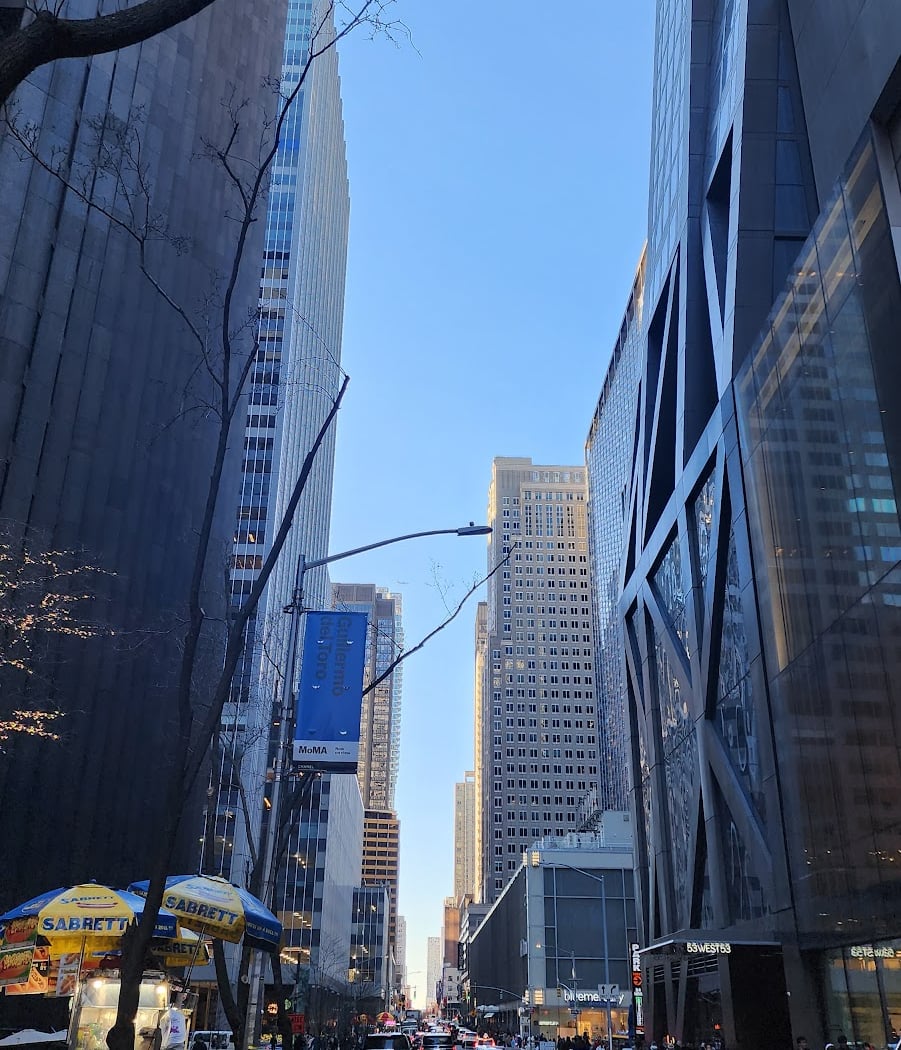 Urban Plaza 3