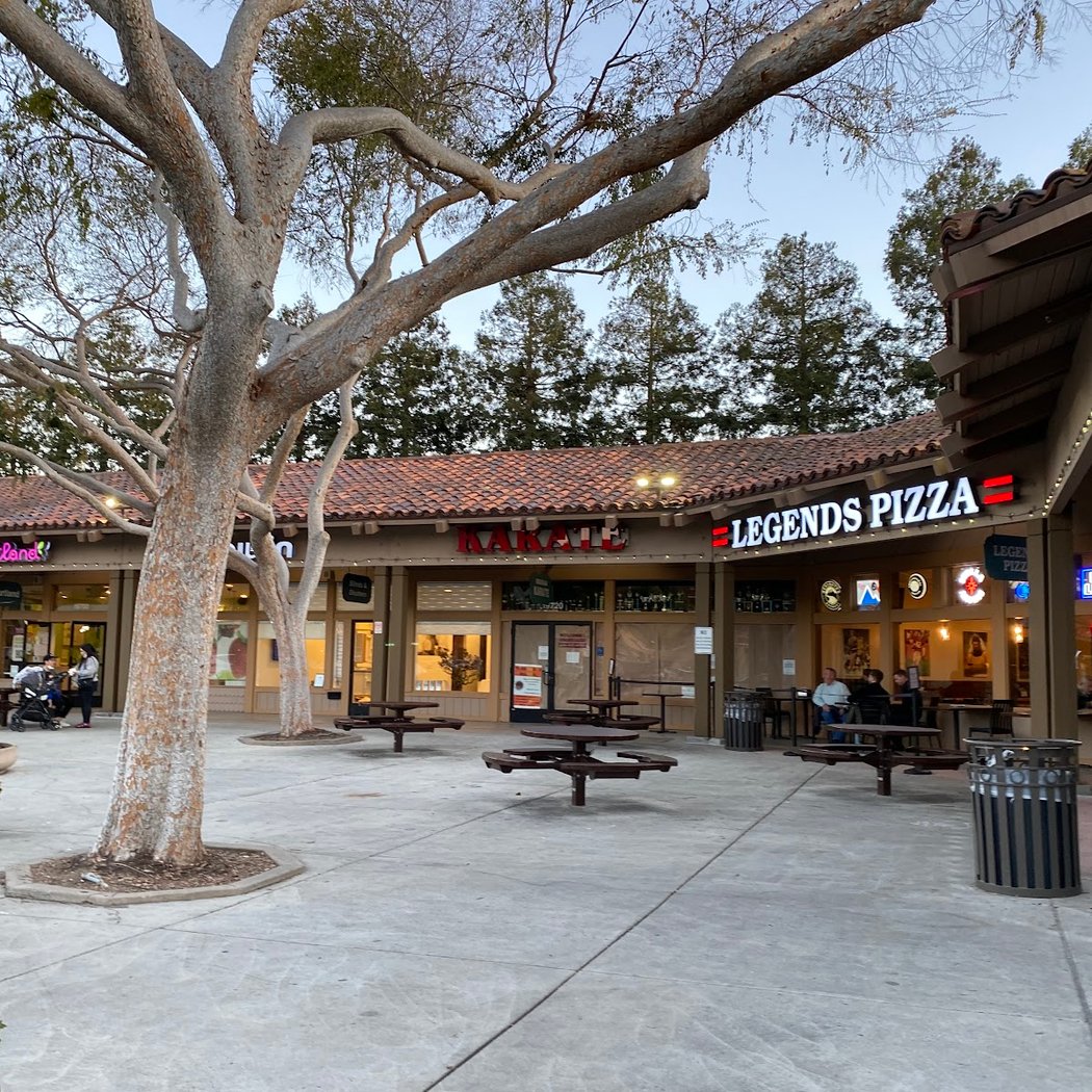 Legends Pizza Co. 2