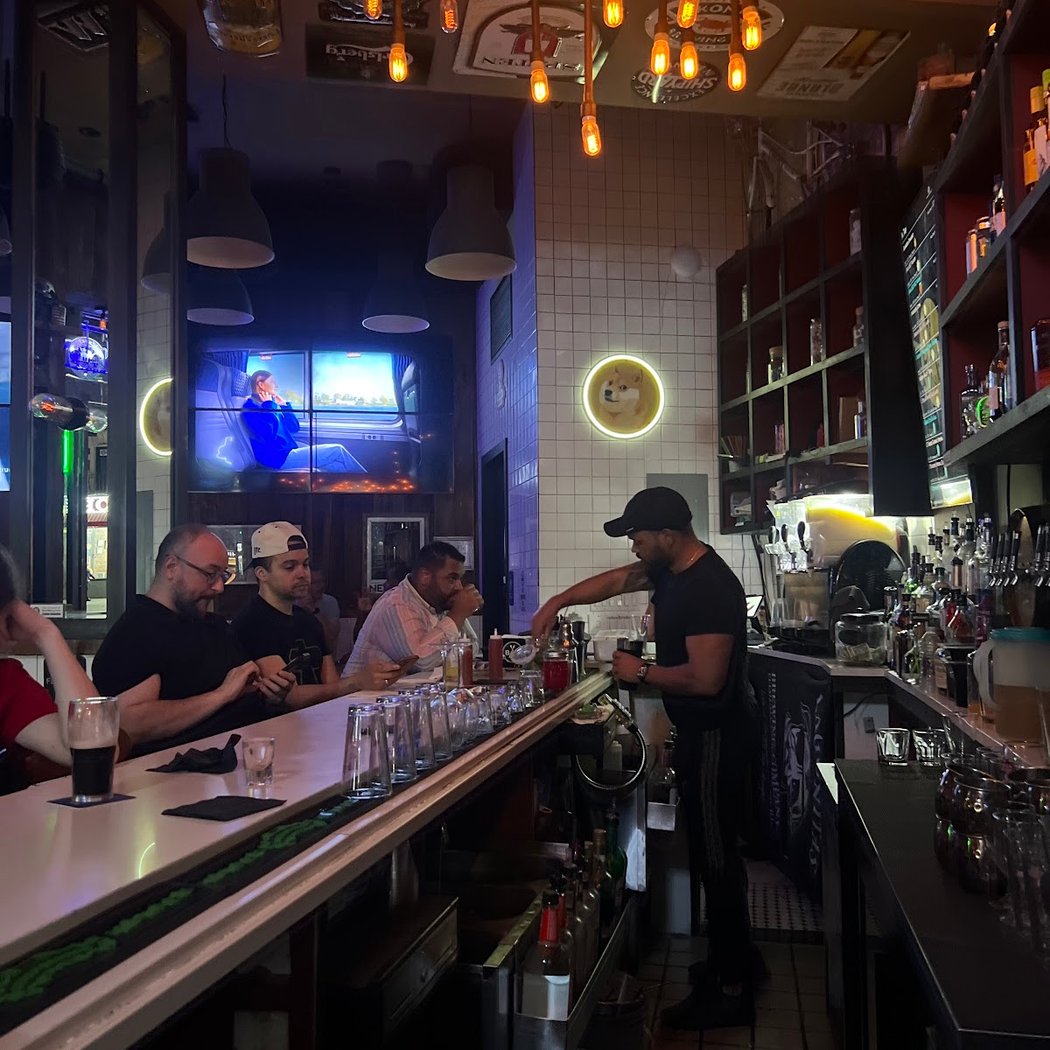 Bar 180 4
