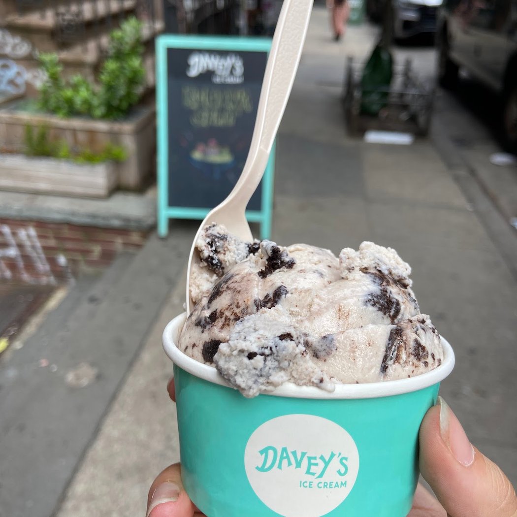 Davey's Ice Cream 3