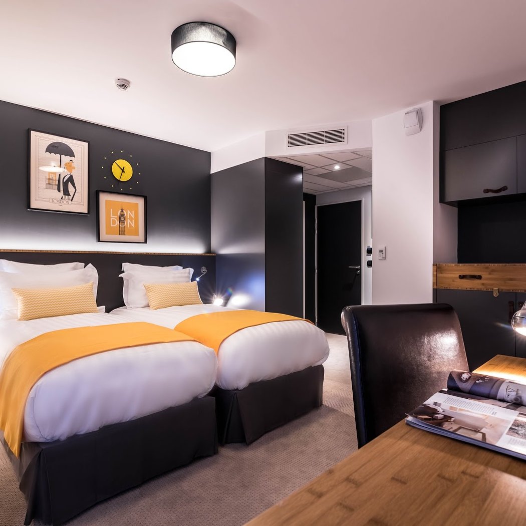 Best Western Plus Suitcase Paris La Défense. 2