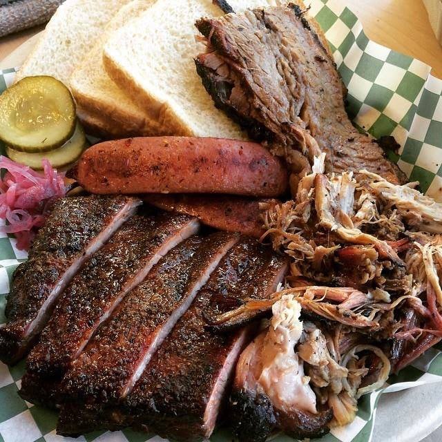 WOOD SHOP BBQ 1