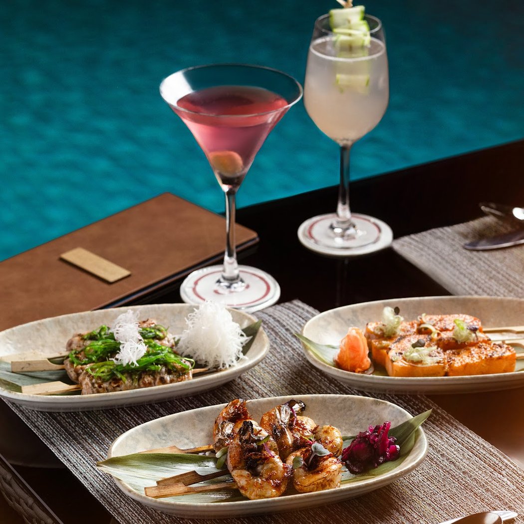 The Roof Asian Grill & Bar - By the poolside 1