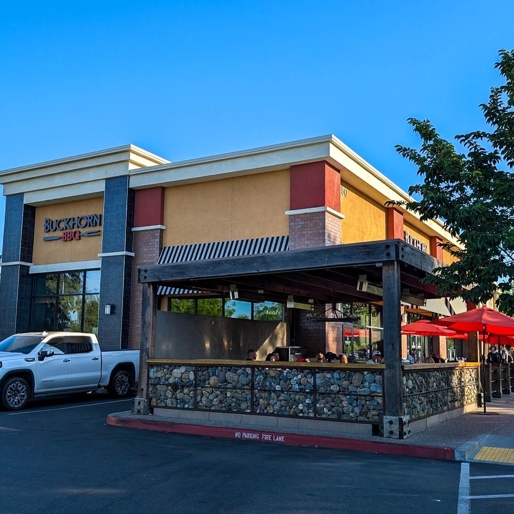 Buckhorn BBQ + Grill 2