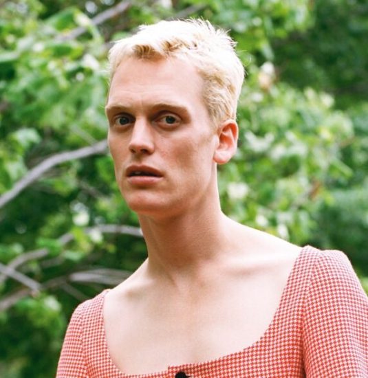 Sean Nicholas Savage 1