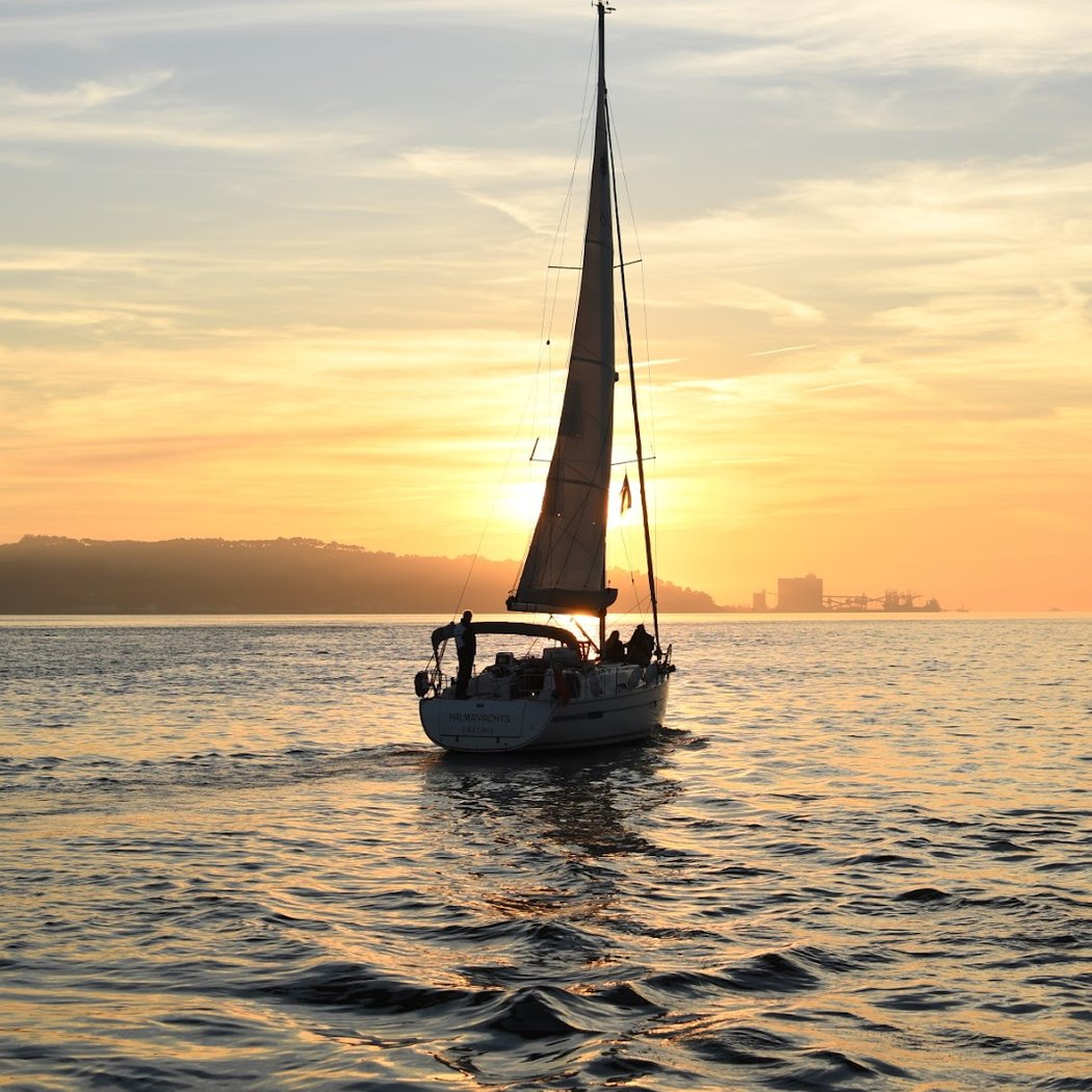 Lisbon Sunset Boat Tour 1