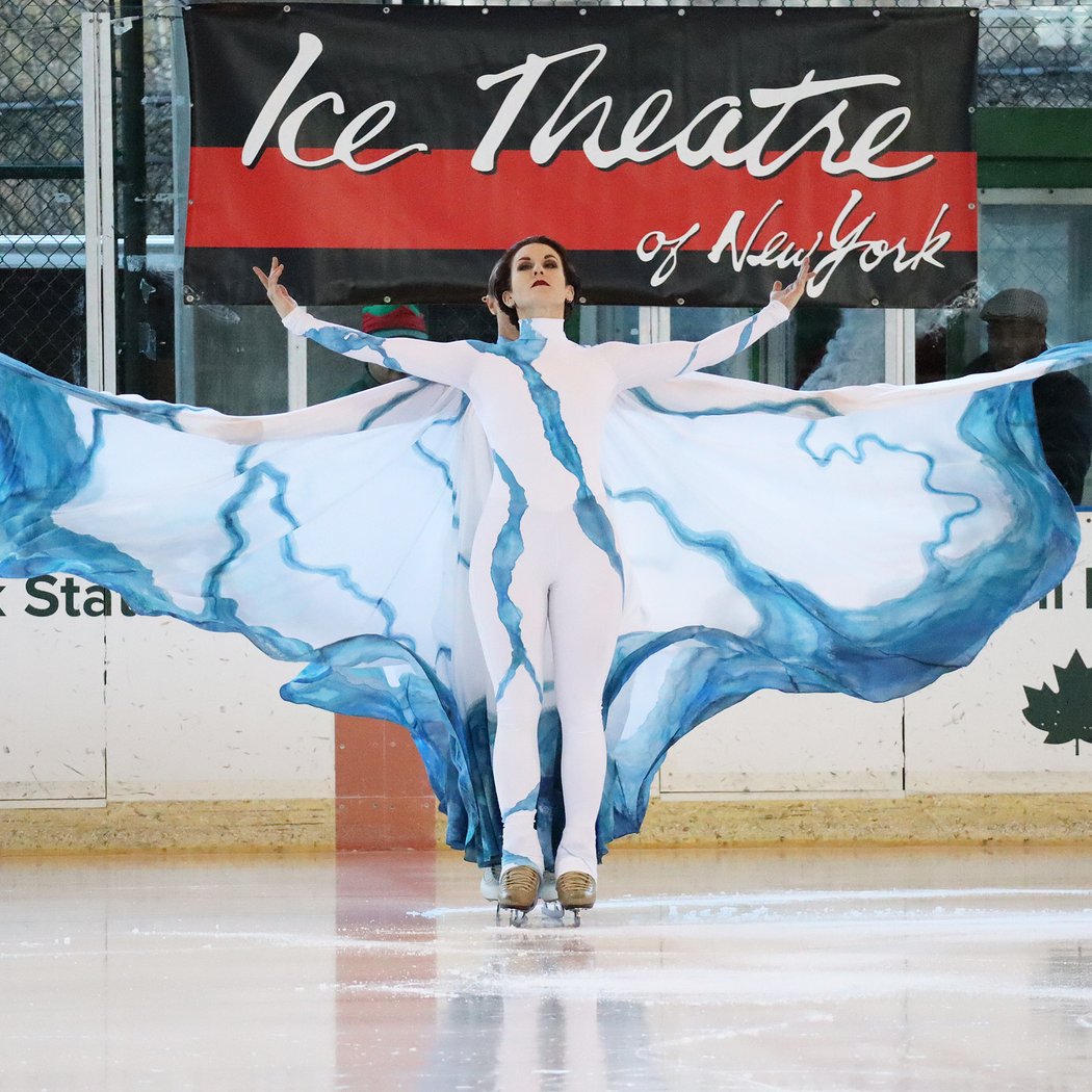 Free Winter Holiday Skating Celebration and Tree Lighting 1