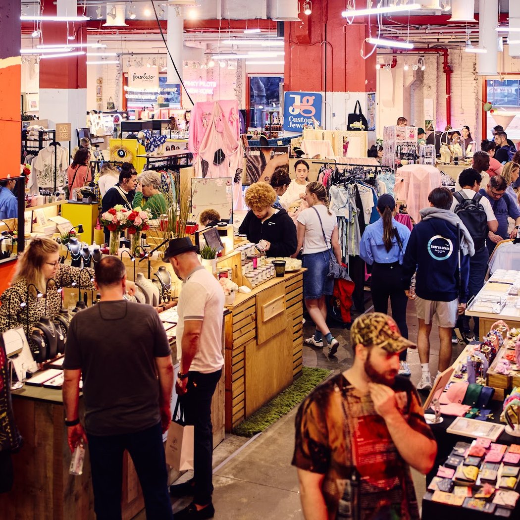 Artists & Fleas market 1