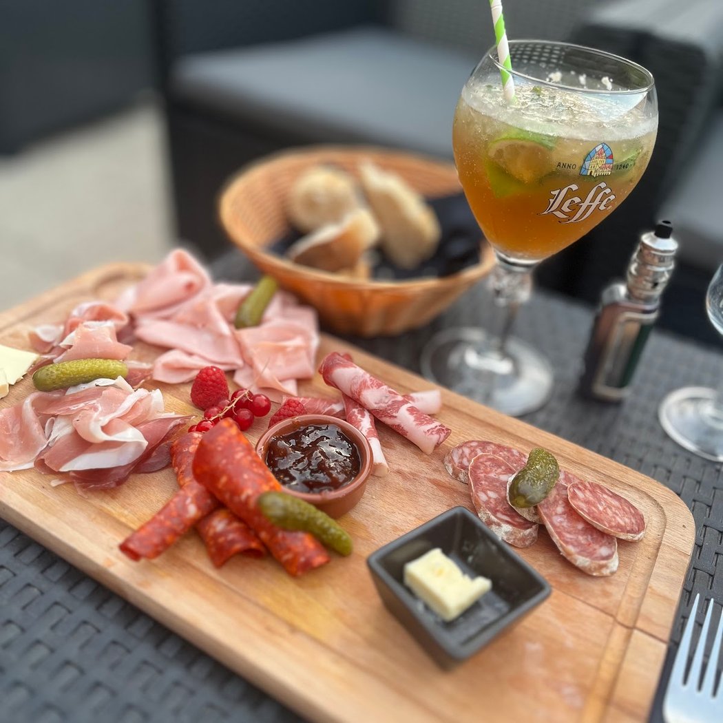 La Casa Del Brigante Valentine - Restaurant et Pub 3