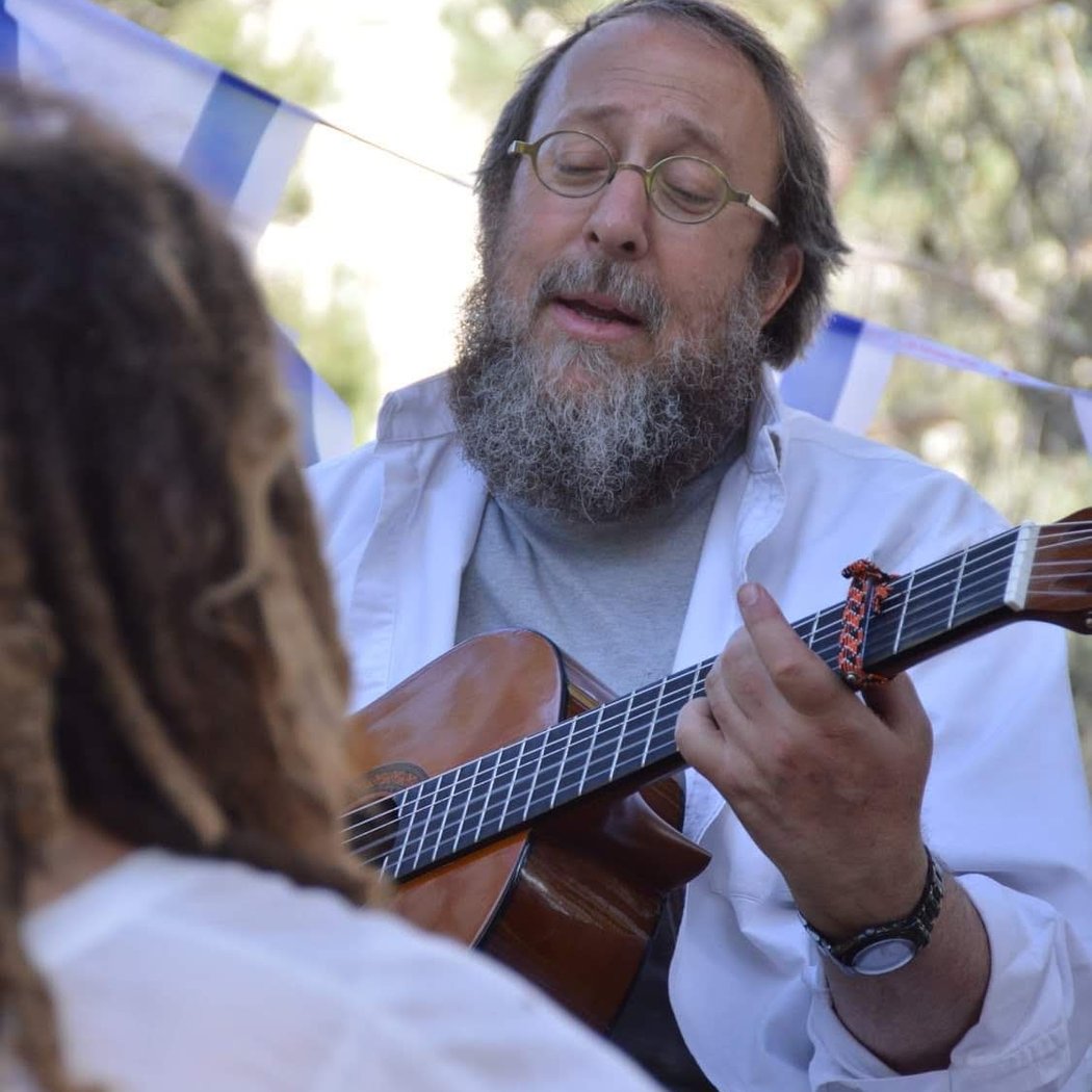 Cafe-komen Shmooze with Rabbi Chaim and Special Guest Rav Aaron Leibowitz 1