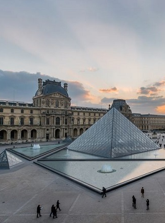 Louvre Museum 2