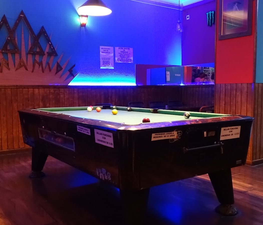 Bar Piramide 1