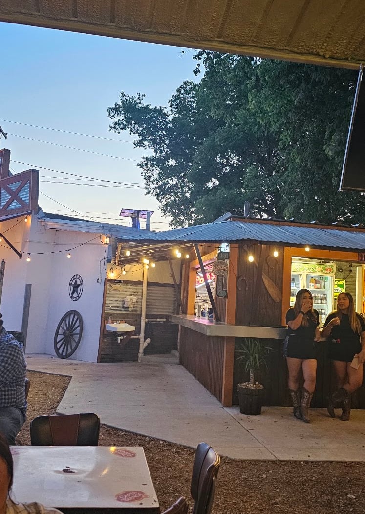 Texas Ice House 3