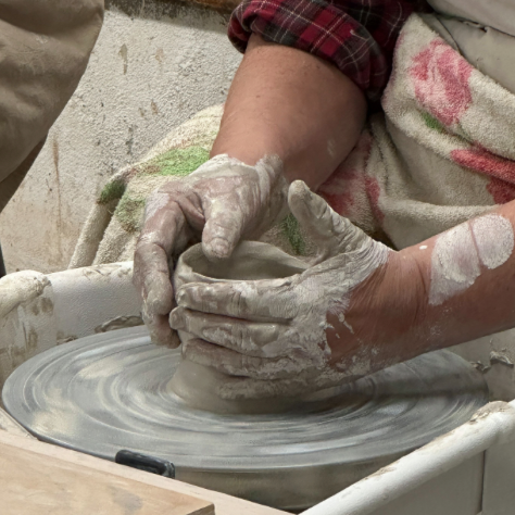 Beginner Pottery: Wheelthrowing Basics 1