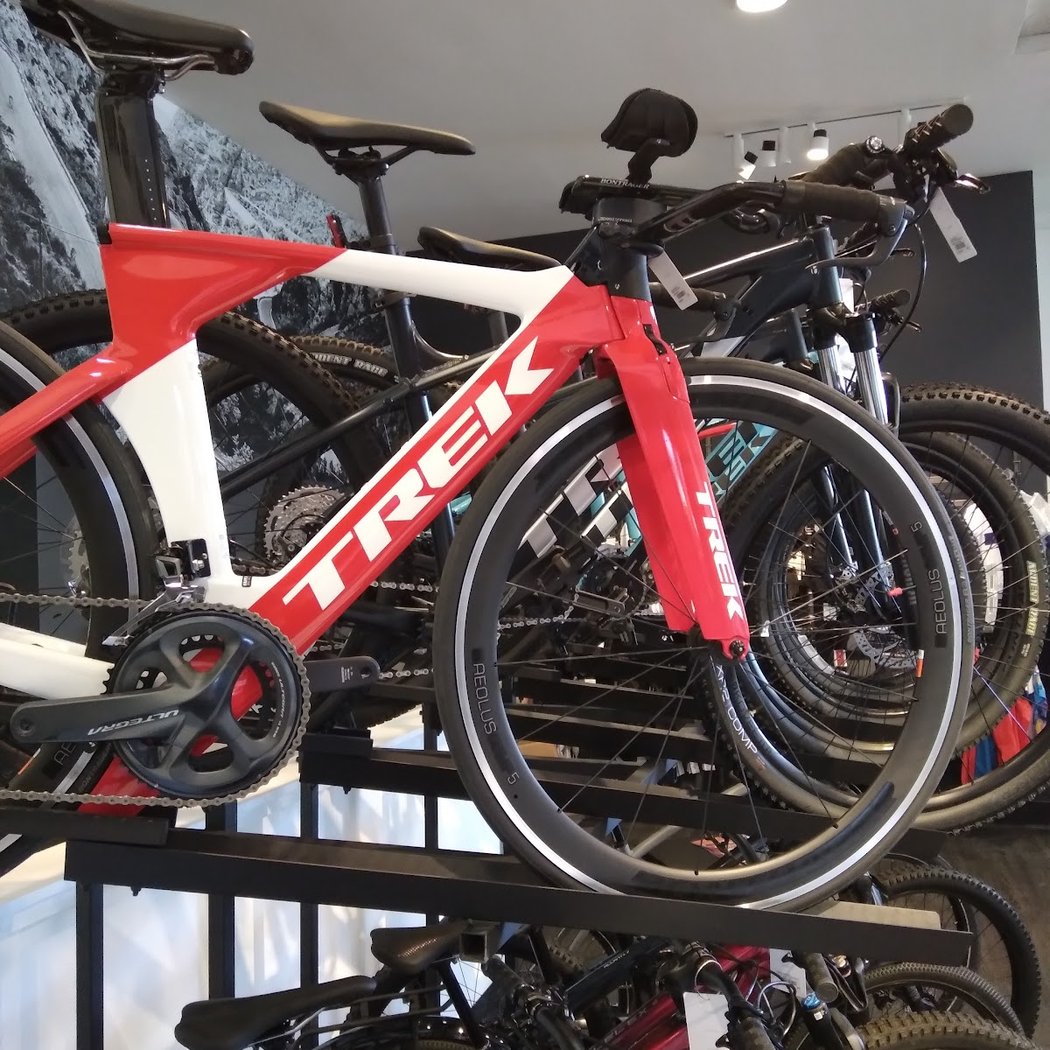 Trek Bicycle Santa Rosa 1