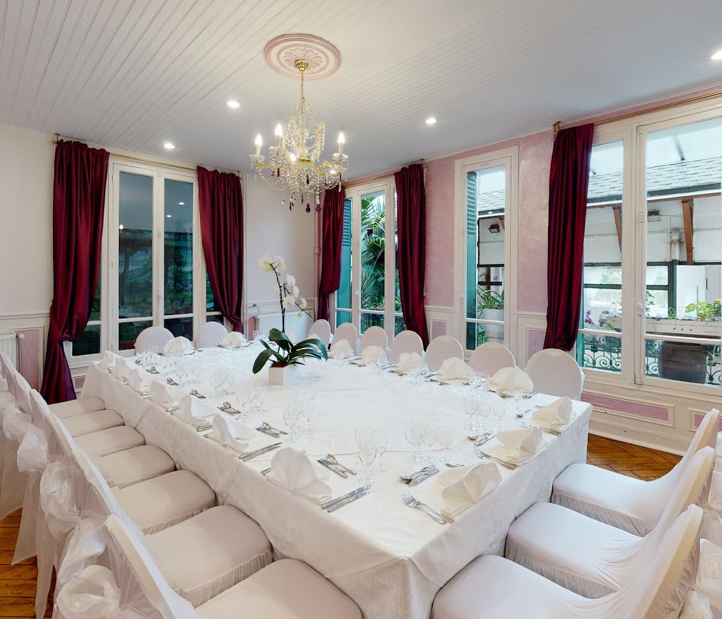 Les Salons de la Tourelle 1