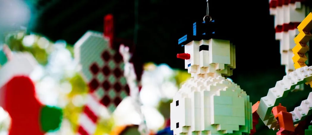 Holiday Bricktacular 1