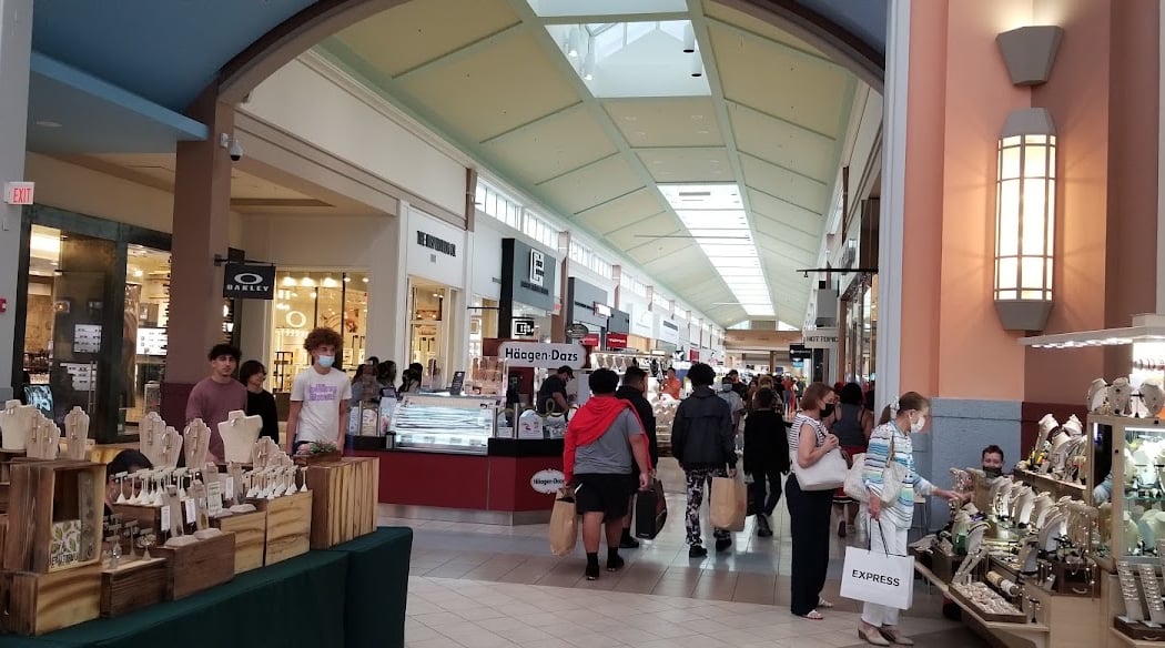 Pembroke Lakes Mall 2