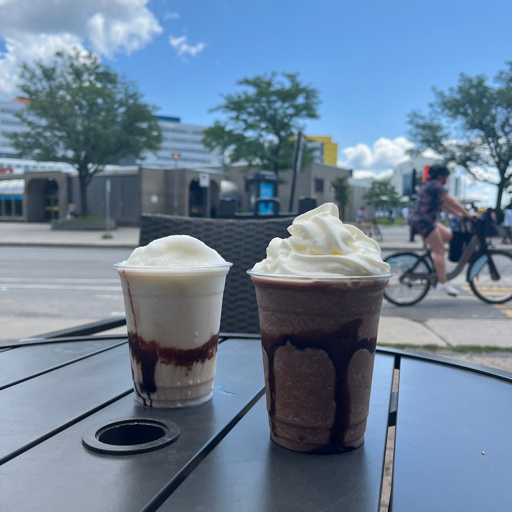 Le Café 3