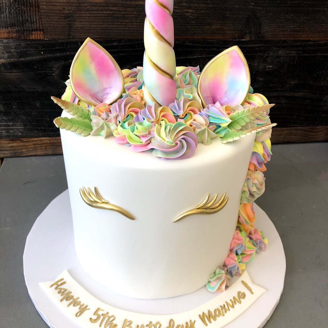 The Cake Queen & Coffee Bar 1