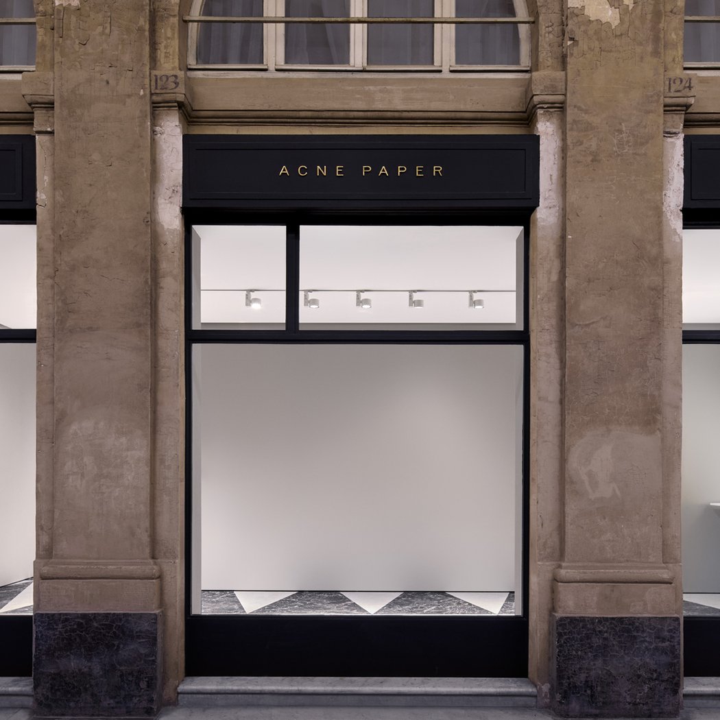 Acne Paper Palais Royal 2