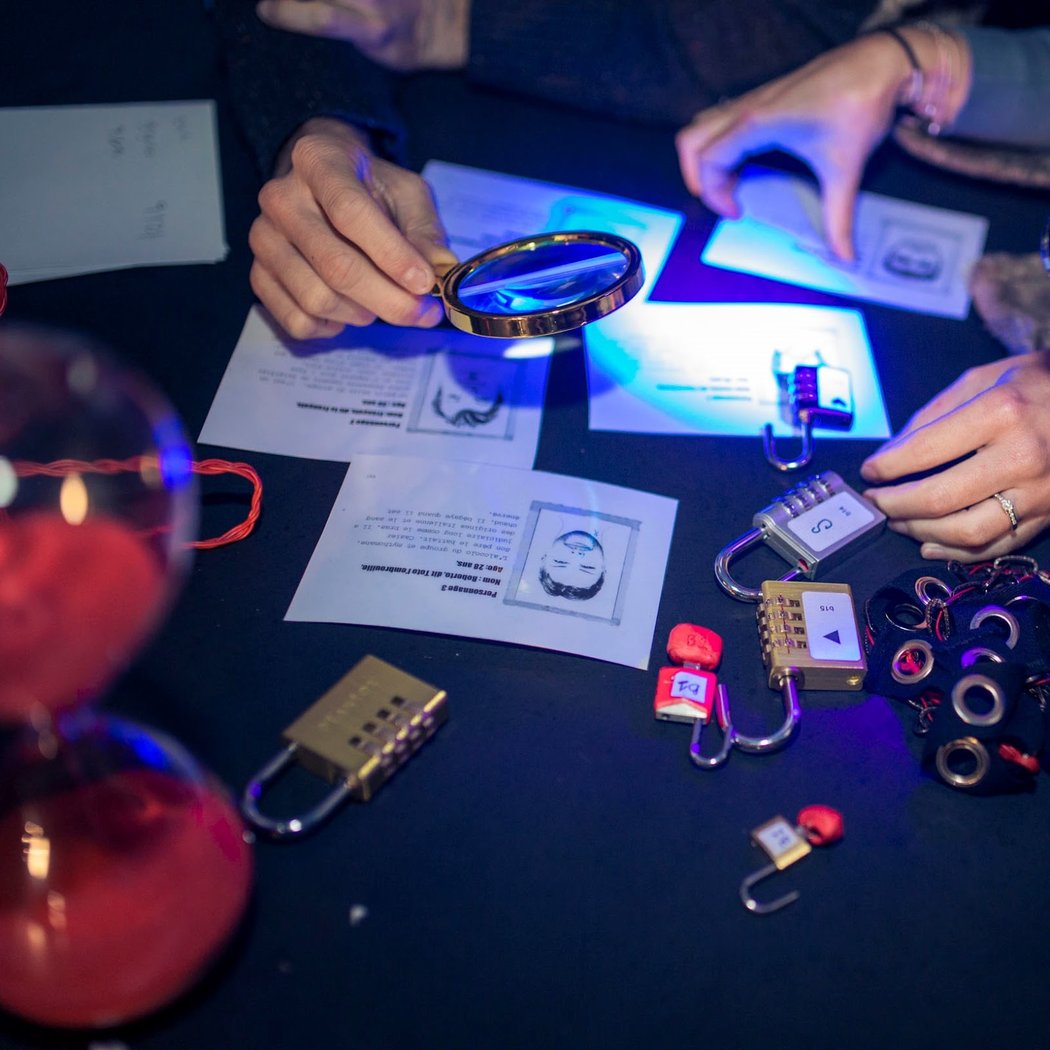 Le Fil Rouge - Escape Game Nomade Paris Et Idf 1
