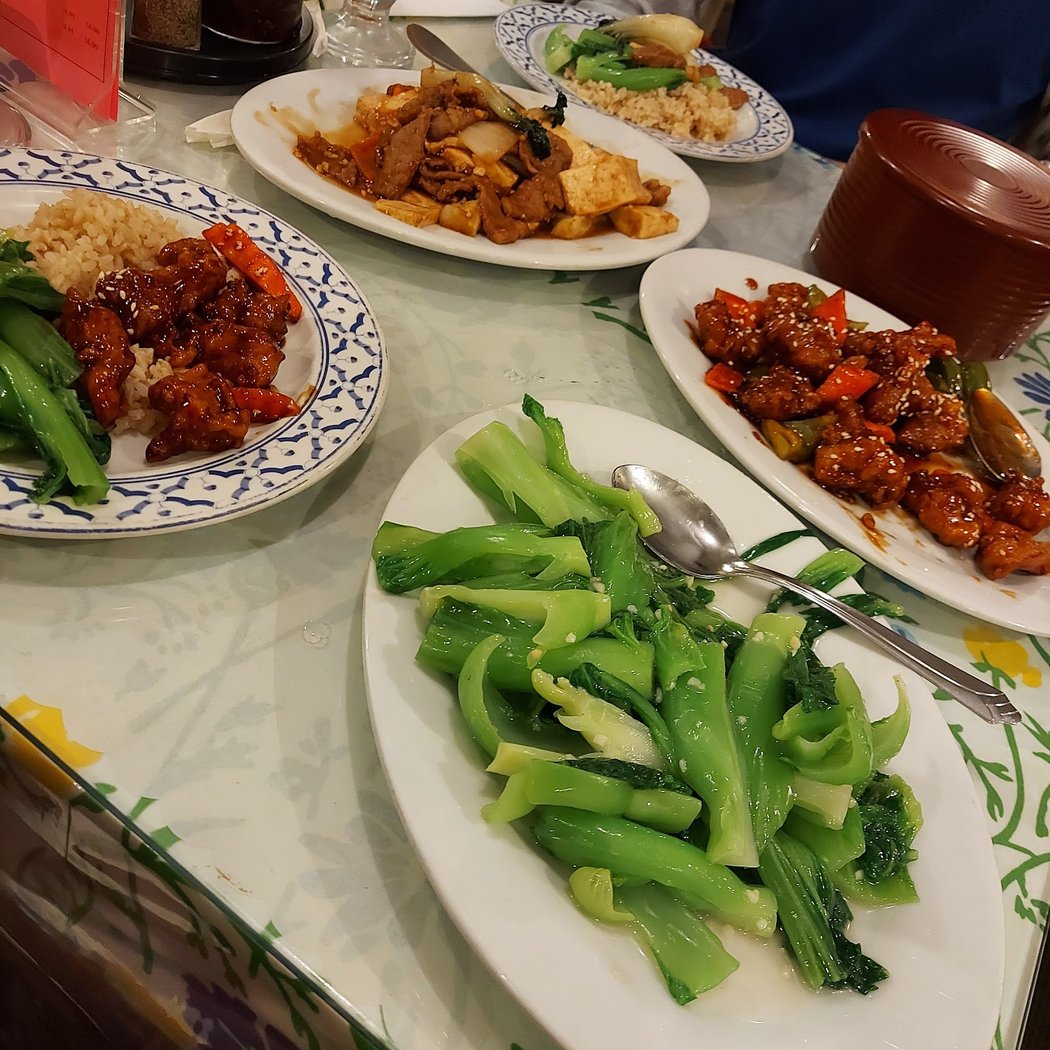 Hunan Empire Restaurant 1