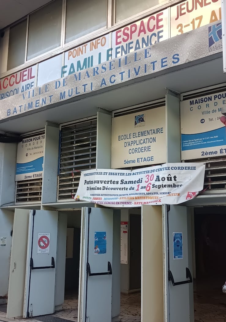 Social Center Maison Pour All Corderie St Victor - La Ligue 13 2