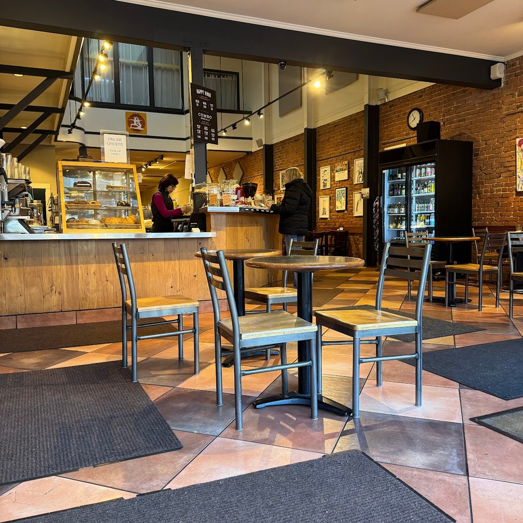 Aroma Cafe 2