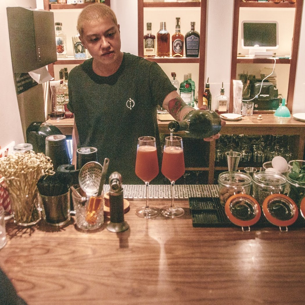 Twist Bar 2