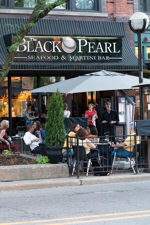 Happy Hour at Black Pearl 2
