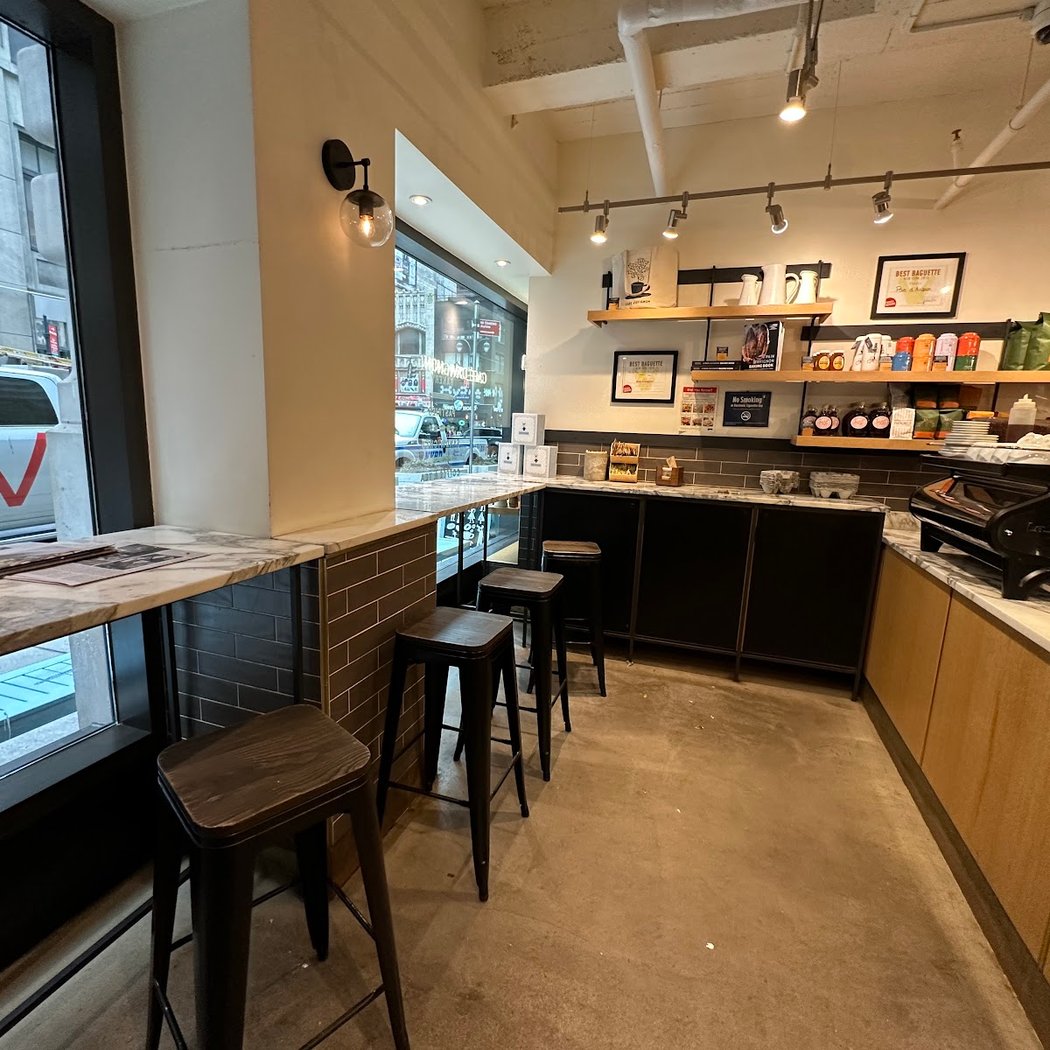 Cafe D’Avignon 2