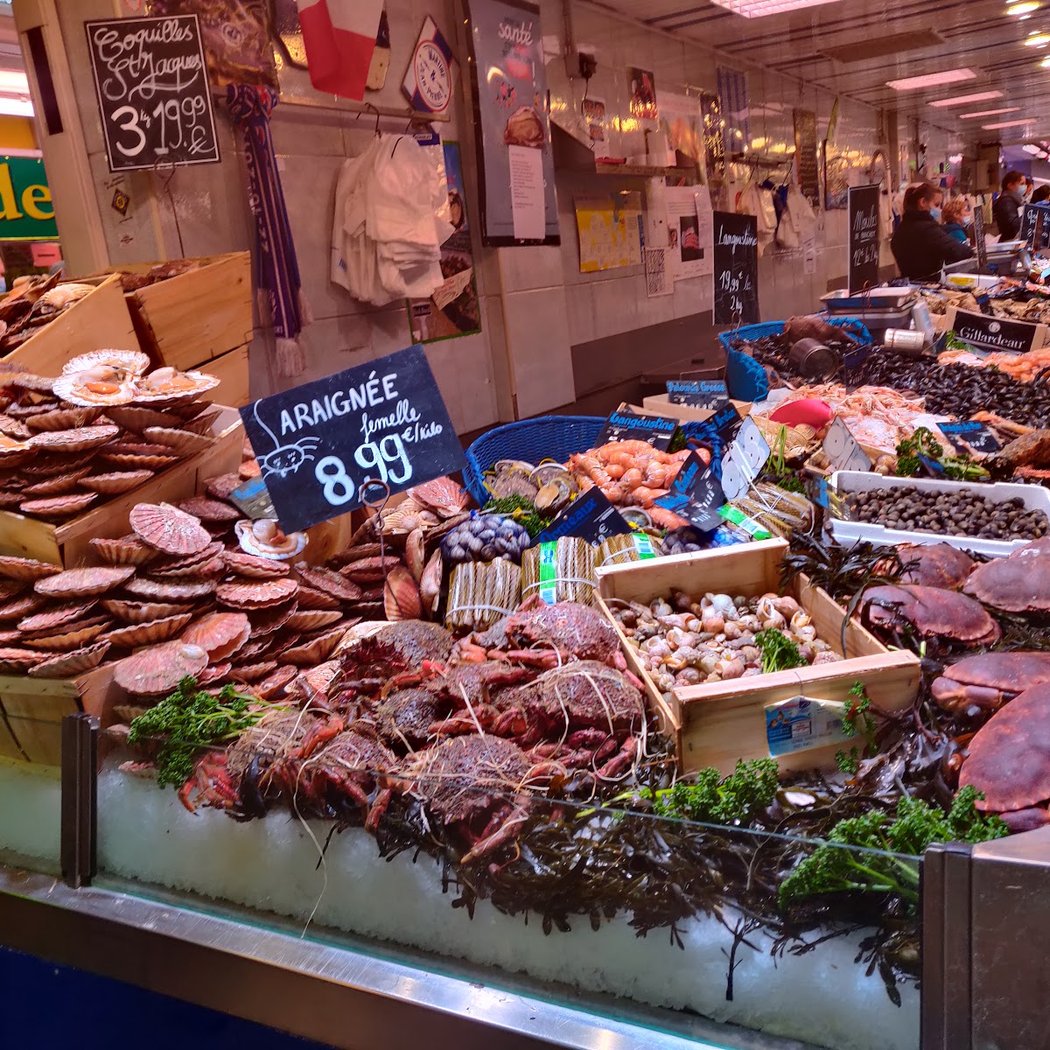 Charentonneau Market 1